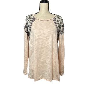 BiBi Boutique Light Pink Long Sleeve Pullover Large Colorblock Animal Print Top